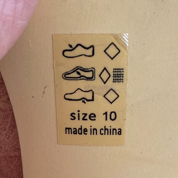 Michael Antonio Suede Ankle Booties Boots Size 10 Side Zip Tan - Picture 4 of 4